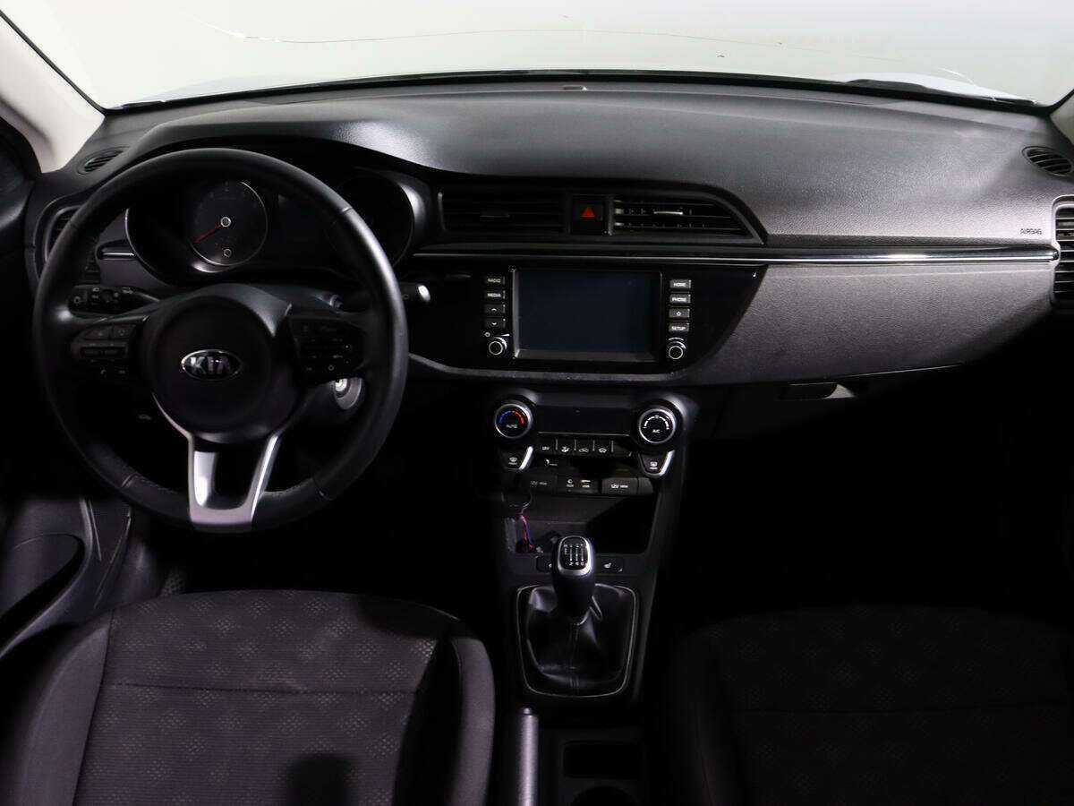 Kia Rio, 2018 Фото №11