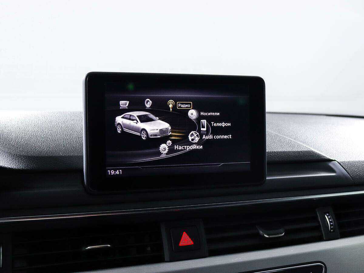 Audi A4, 2017 Фото №12