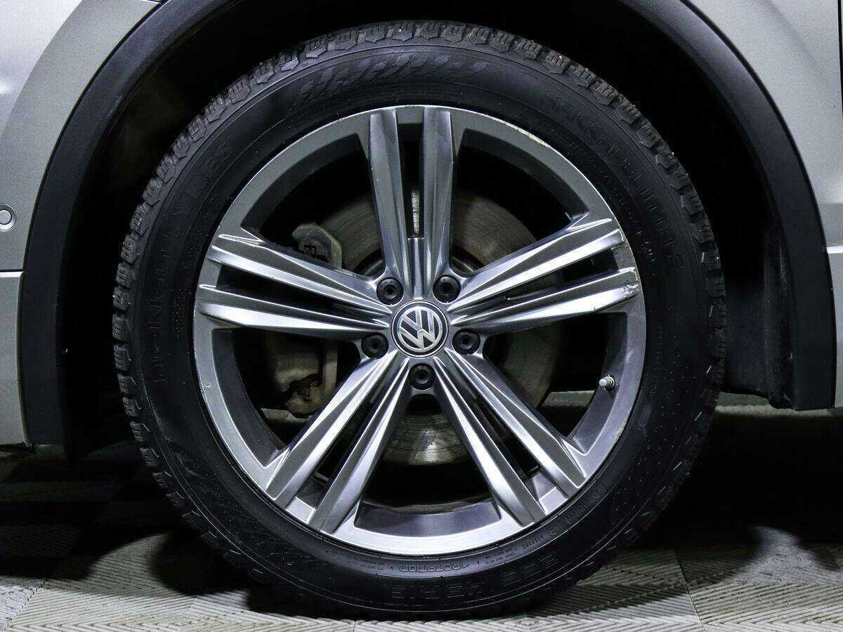 Volkswagen Tiguan, 2018 Фото №22