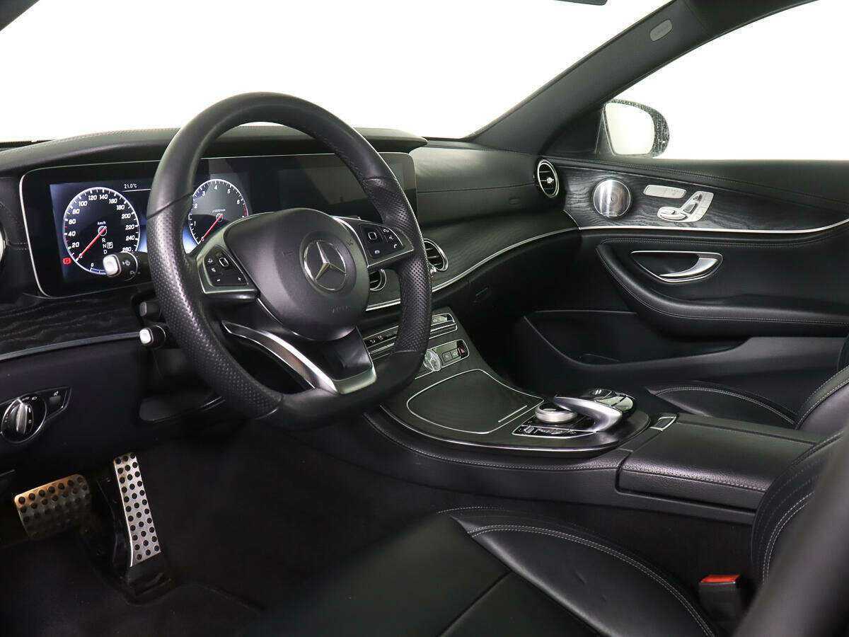 Mercedes-Benz E-Класс 200, 2017 Фото №14