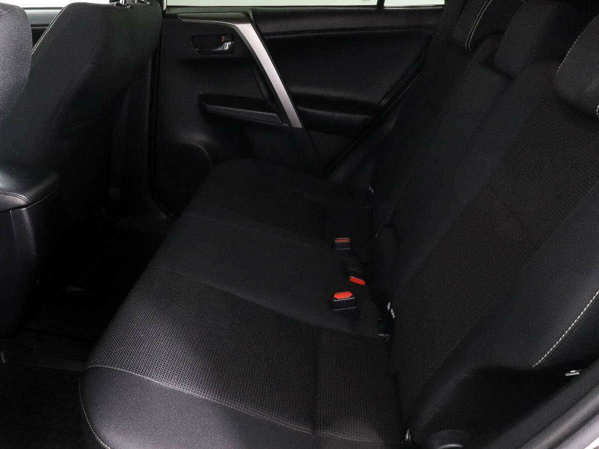 Toyota RAV4, 2019 - 130 229 км. | Фото №7
