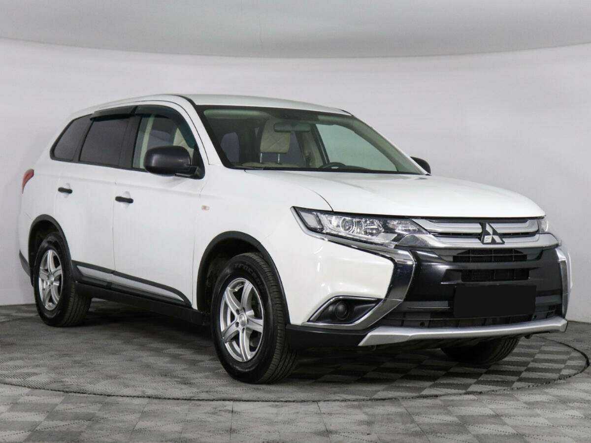Mitsubishi Outlander, 2017 - 188 006 км. | Фото №3