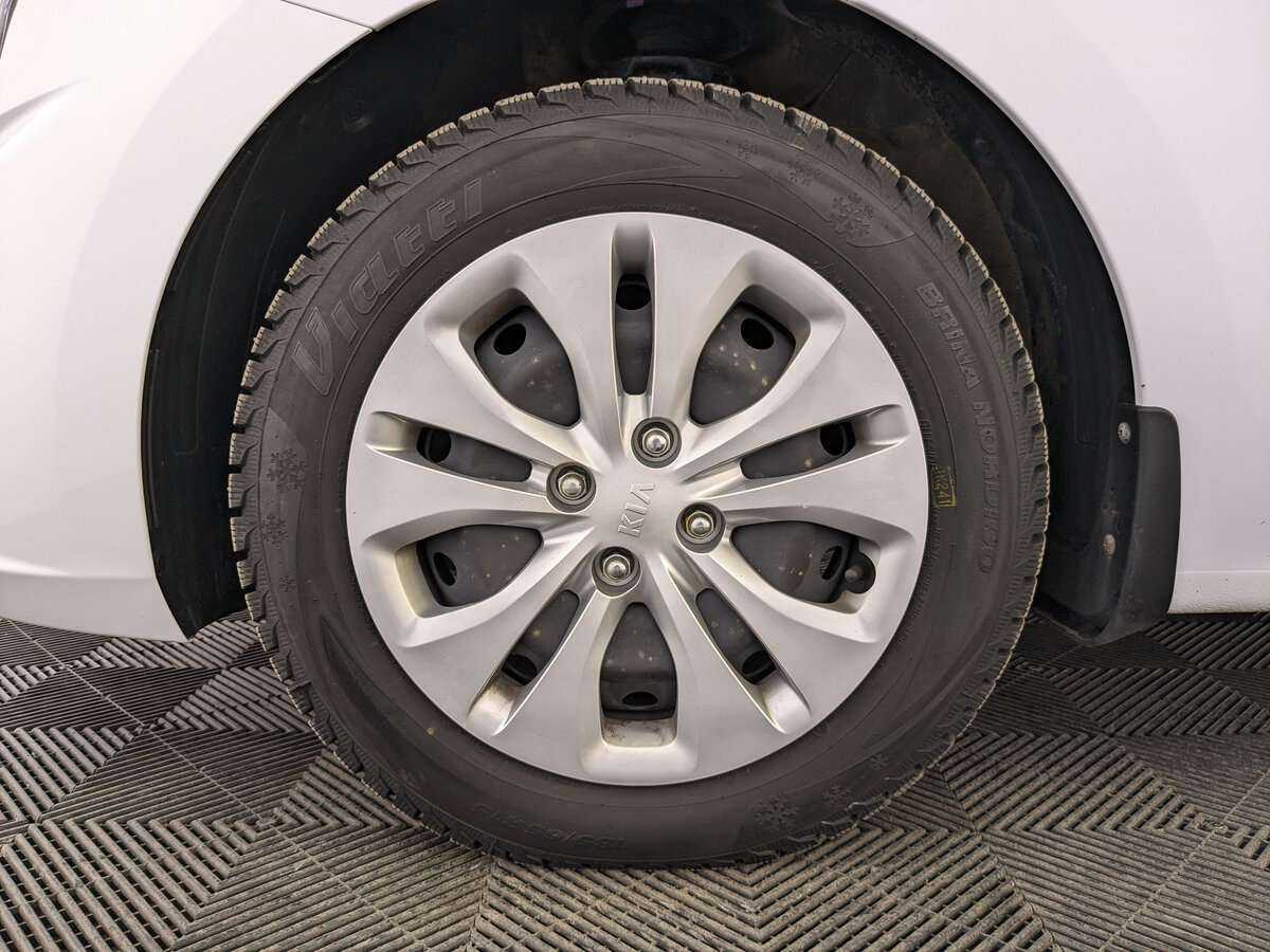 Kia Rio, 2021 Фото №12