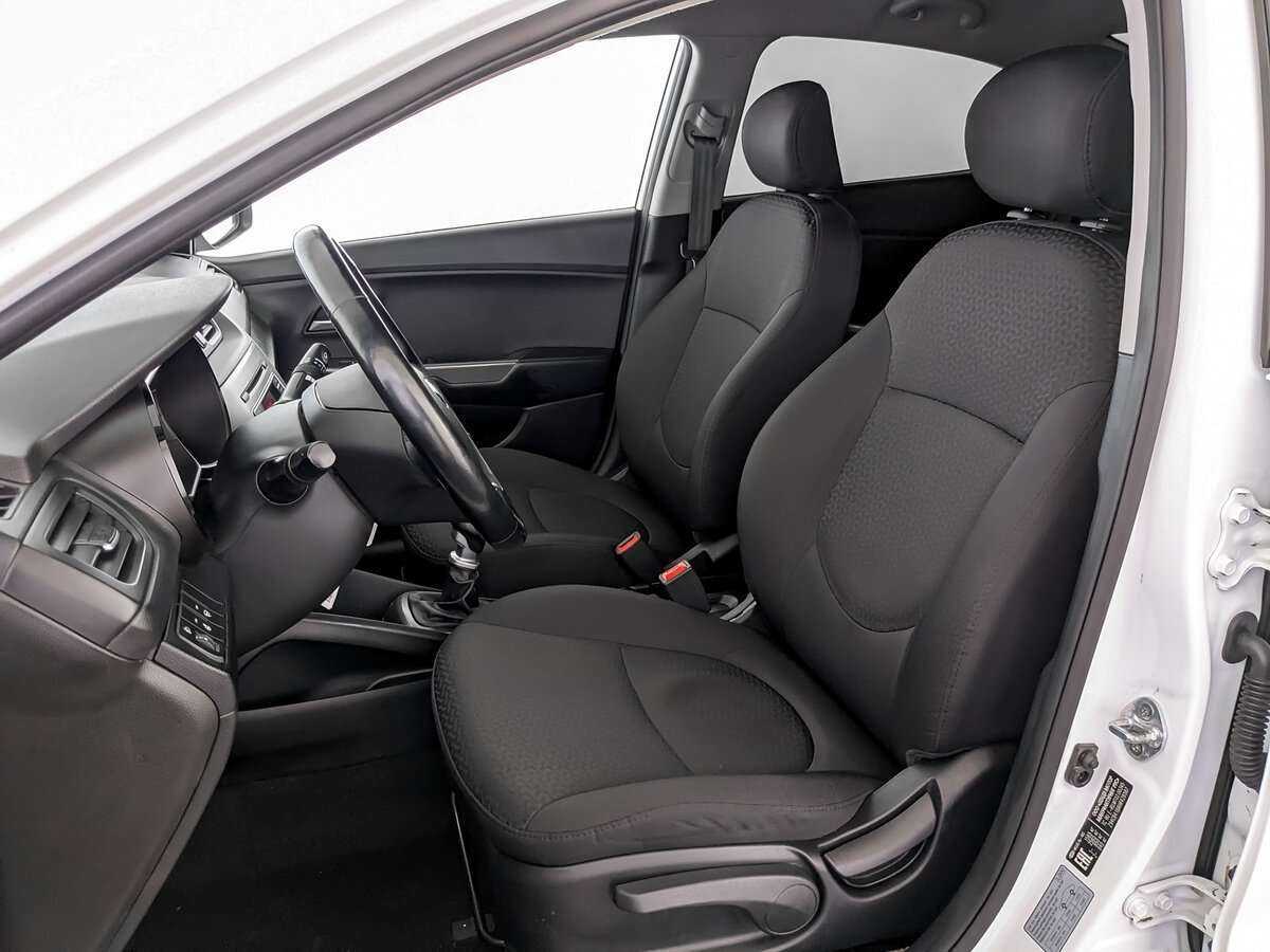 Kia Rio, 2016 Фото №16