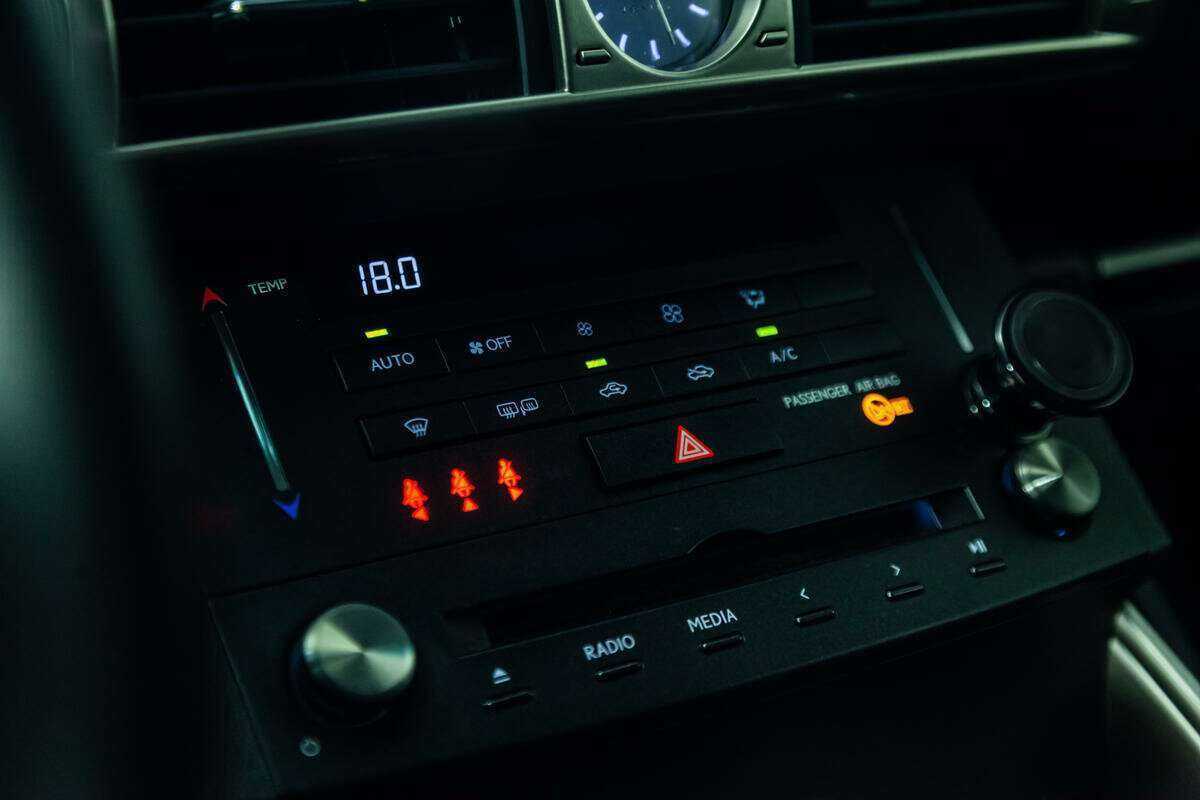 Lexus IS 250, 2014 Фото №19