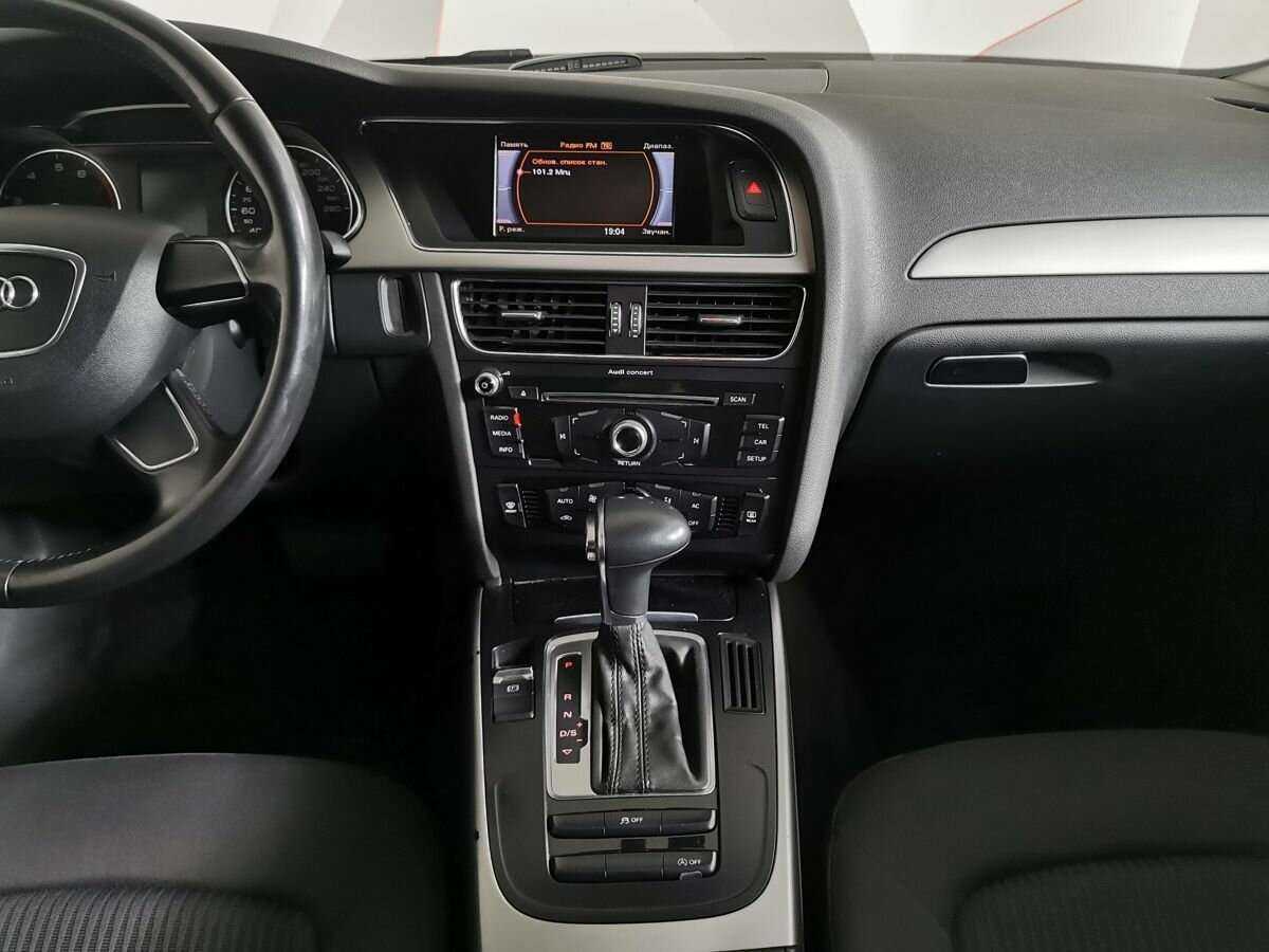 Audi A4, 2012 Фото №11