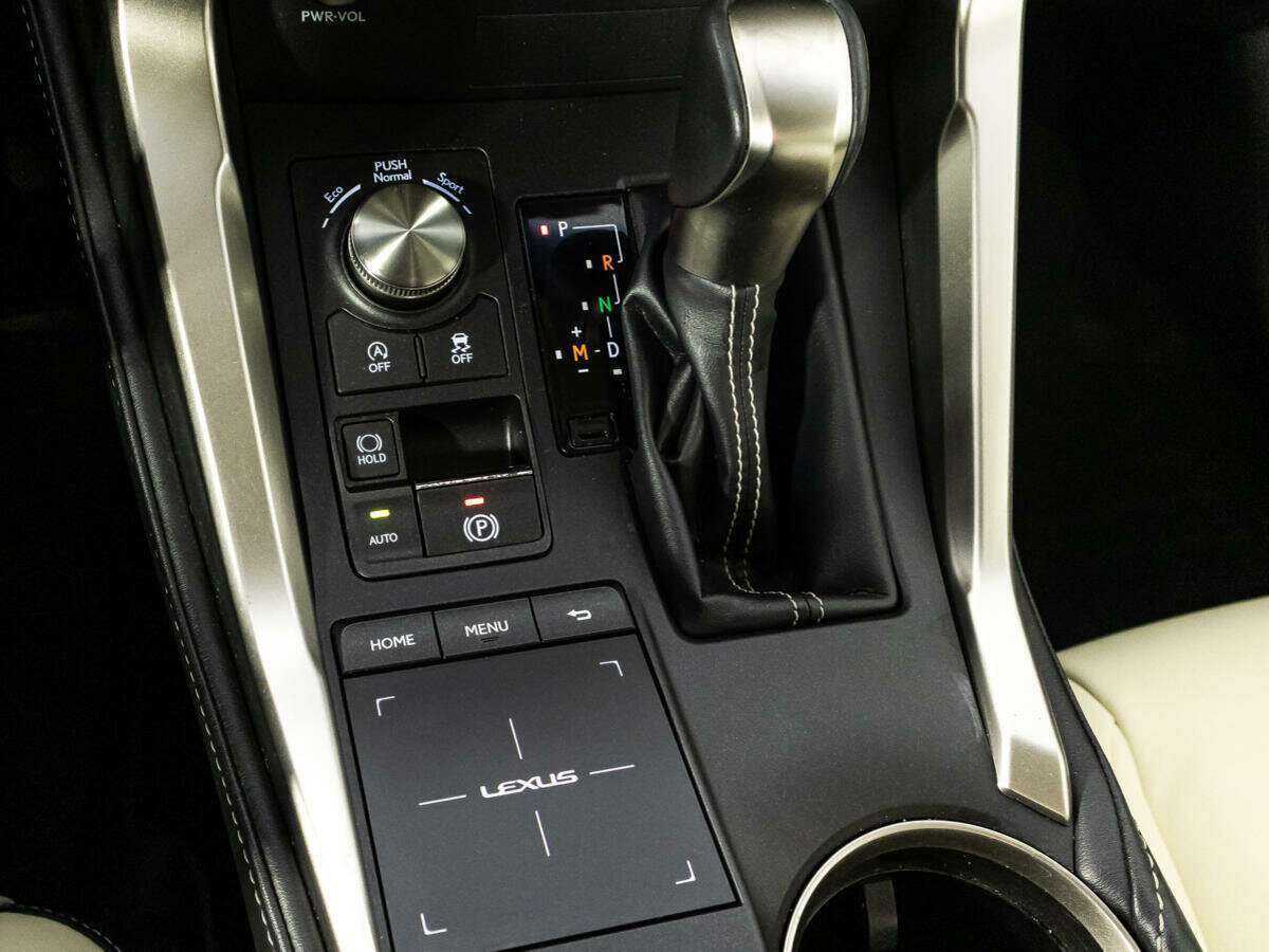Lexus NX 200, 2018 Фото №18