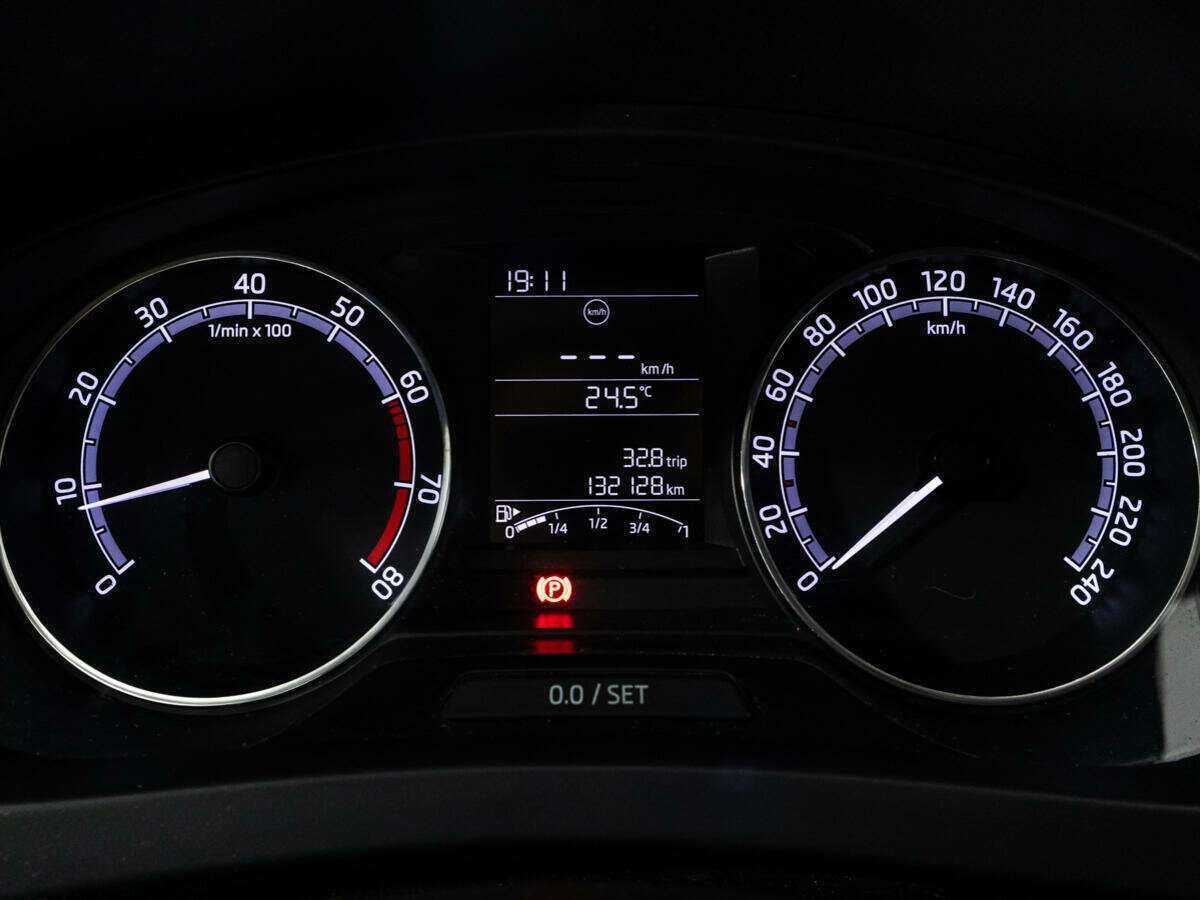 Skoda Rapid, 2017 Фото №12