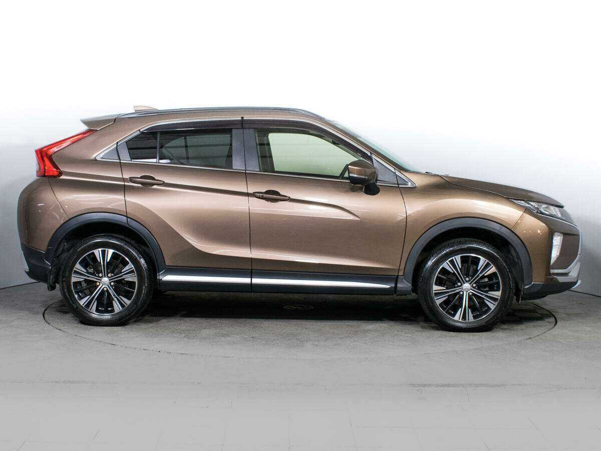 Mitsubishi Eclipse Cross, 2018 - 75 027 км. | Фото №4