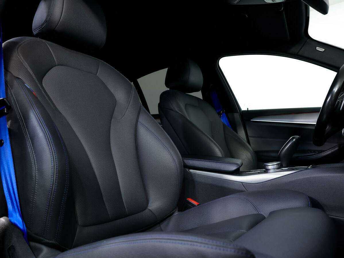 BMW 5 серии 520d xDrive, 2018 Фото №10