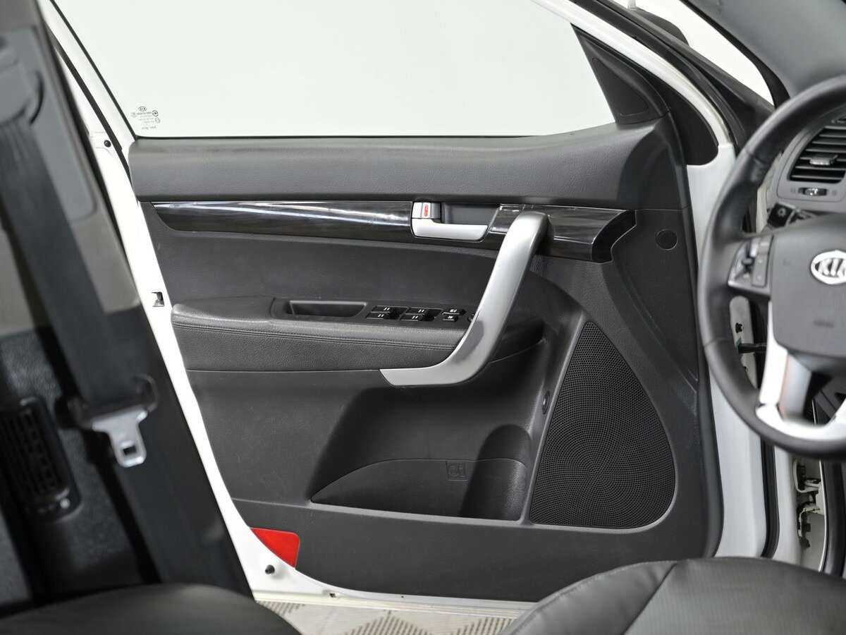 Kia Sorento, 2012 Фото №9