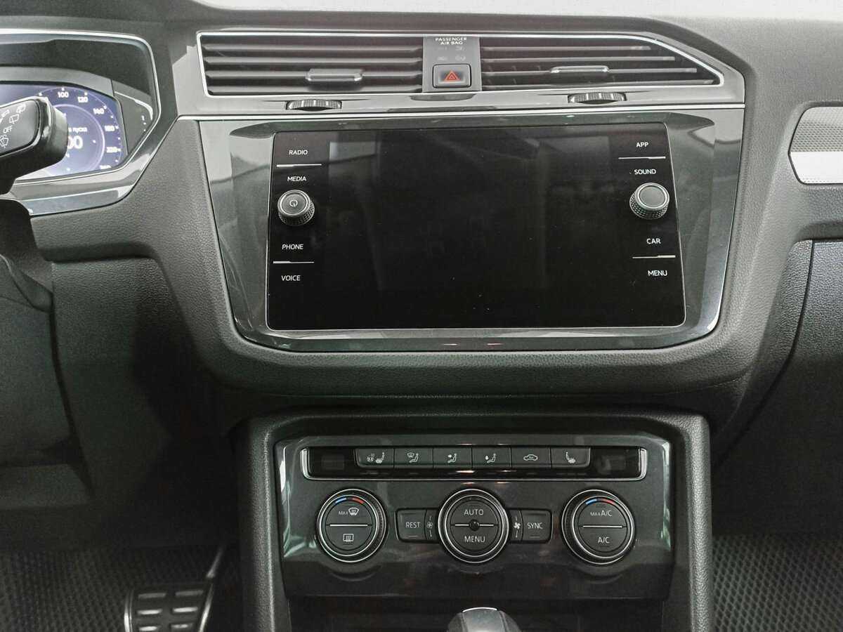 Volkswagen Tiguan, 2019 Фото №13
