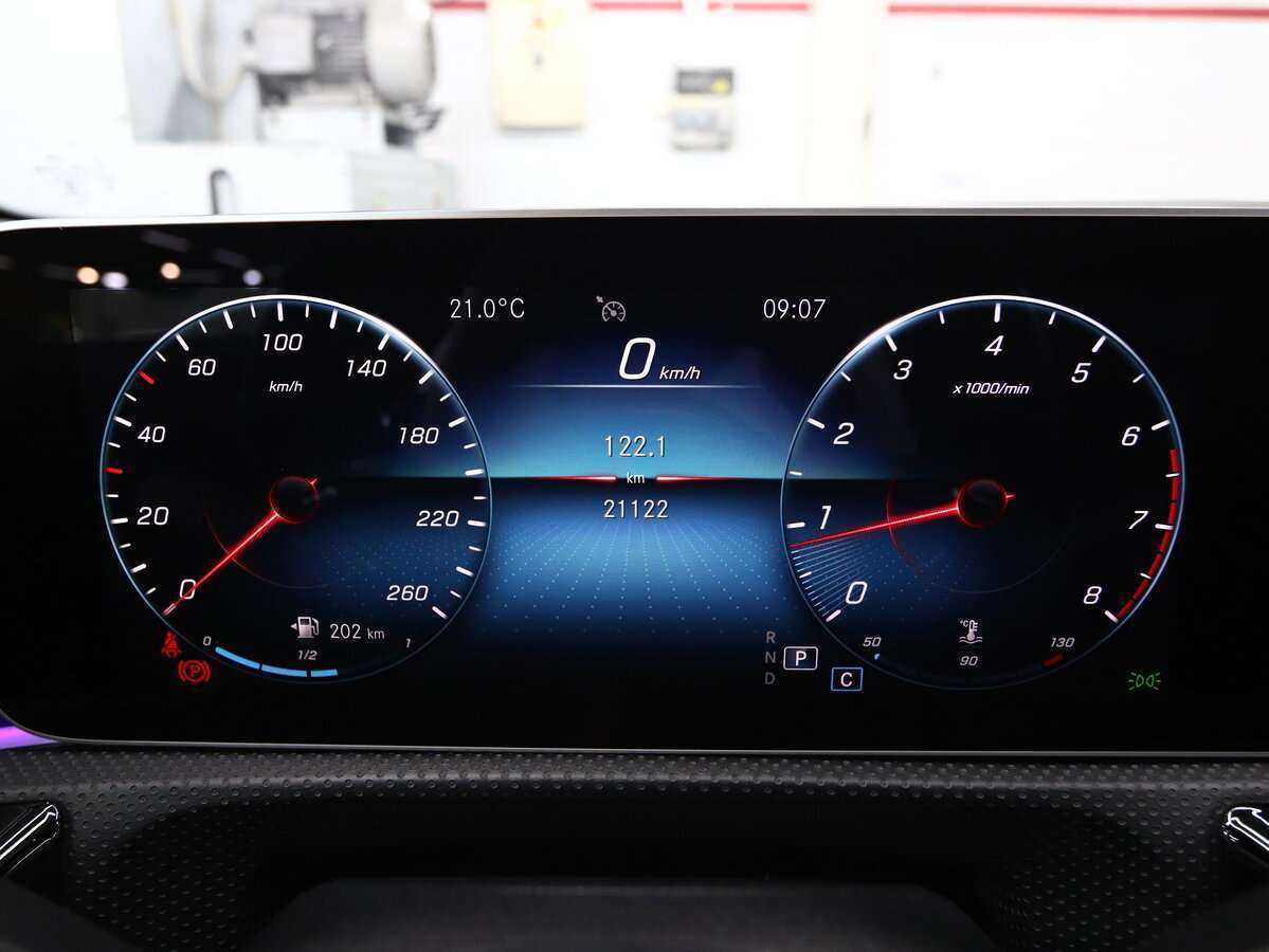 Mercedes-Benz A-Класс 200, 2019 Фото №19