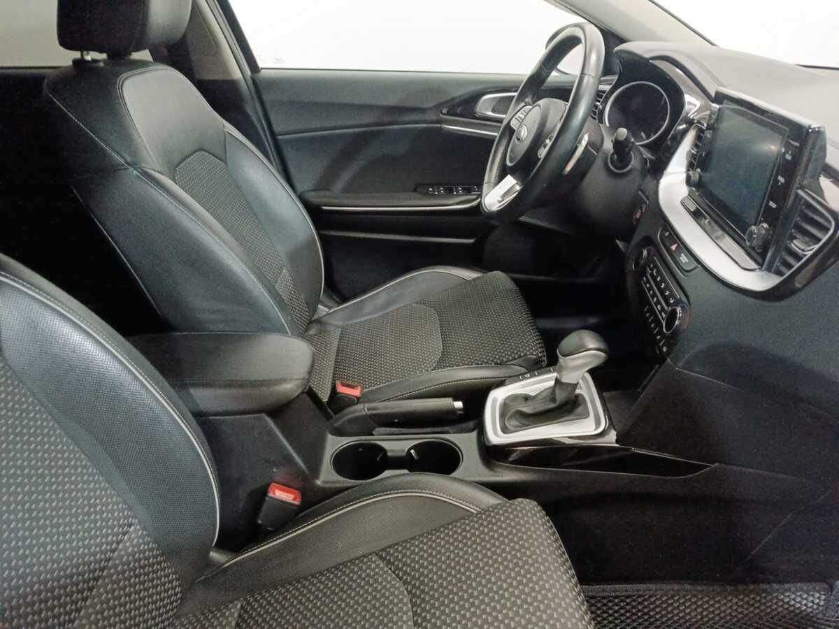 Kia Ceed, 2021 Фото №10