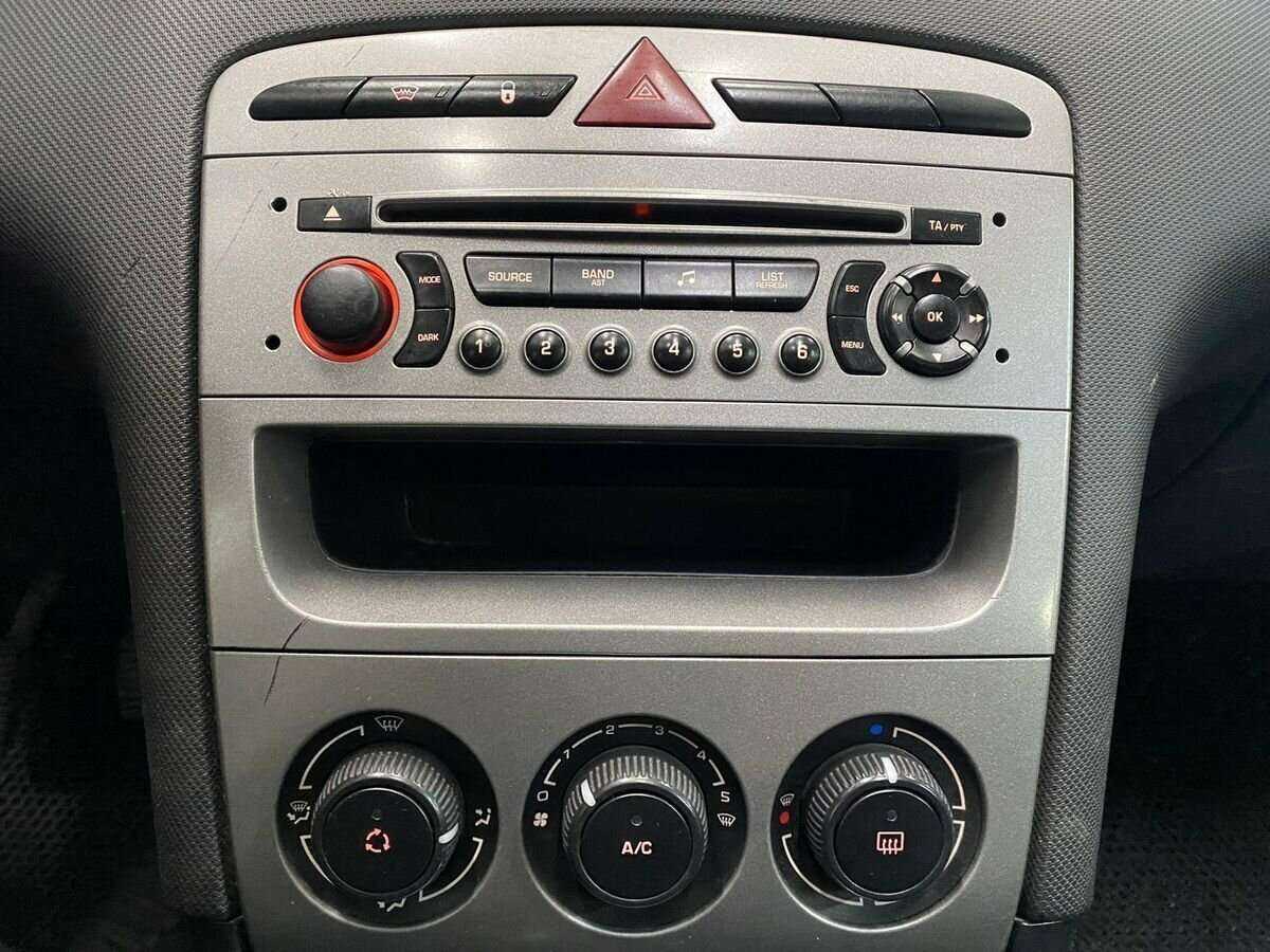 Peugeot 408, 2012 Фото №14