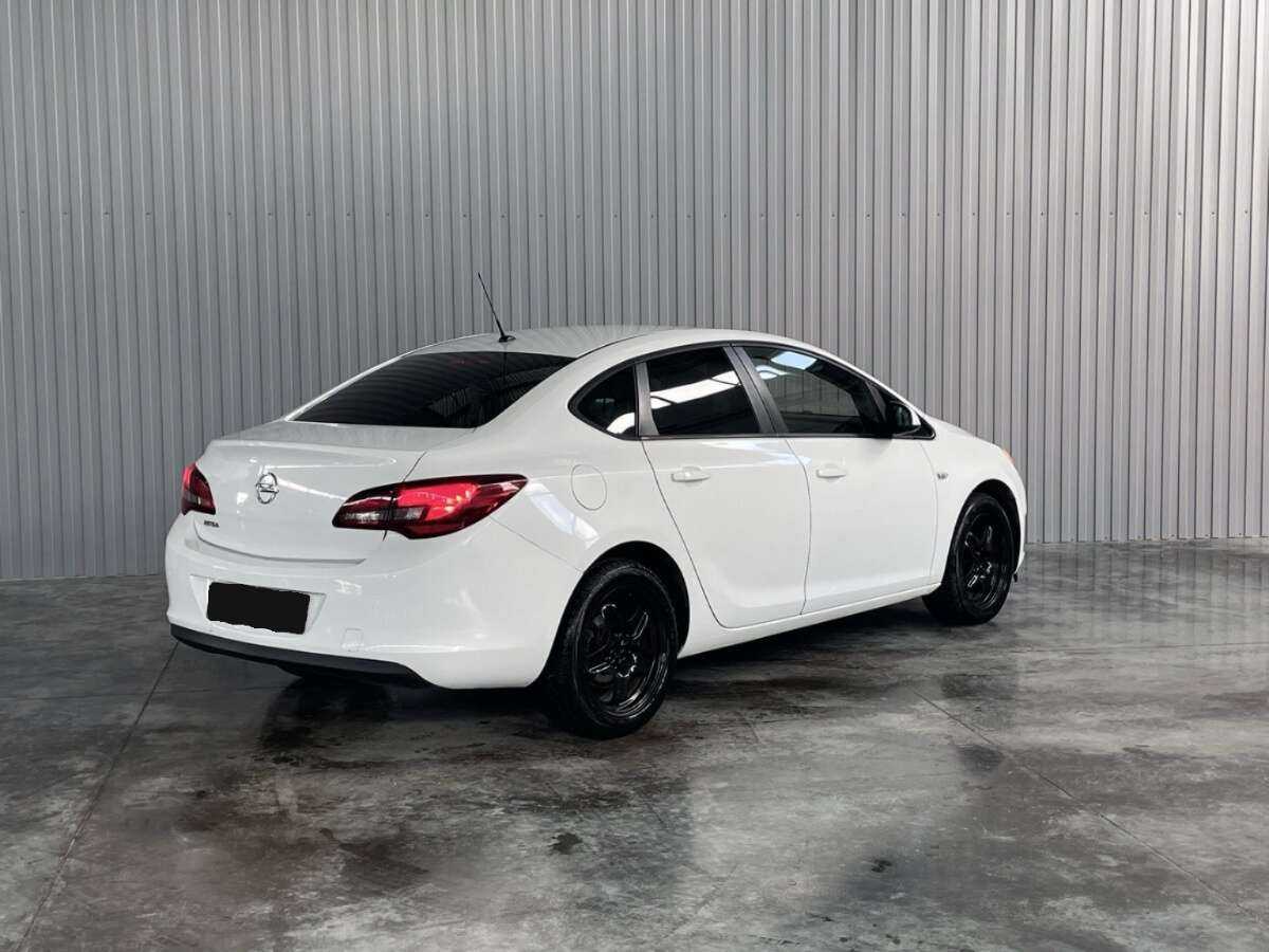 Opel Astra, 2013 - 205 254 км. | Фото №5