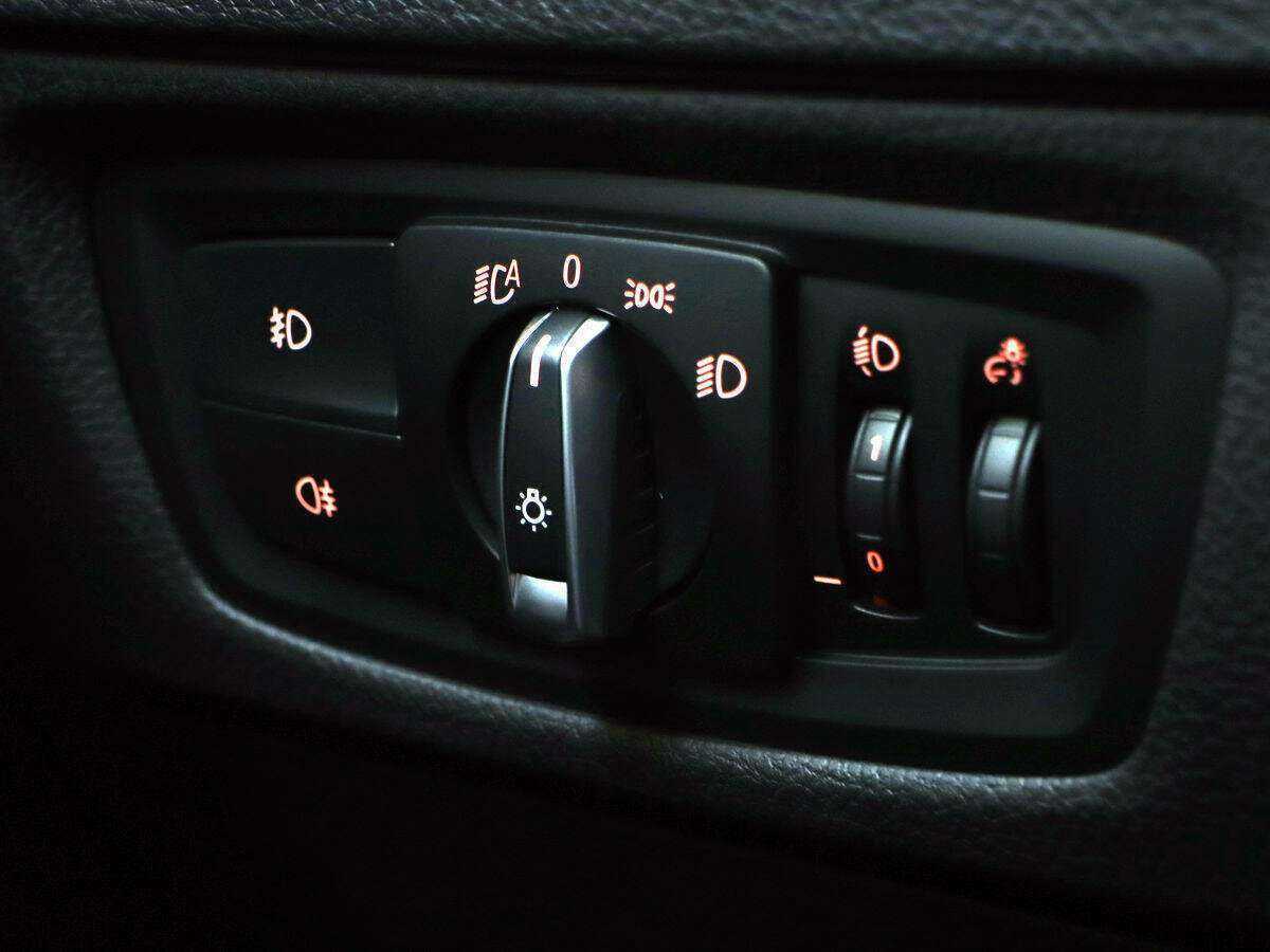 BMW 1 серии 118i, 2018 Фото №16