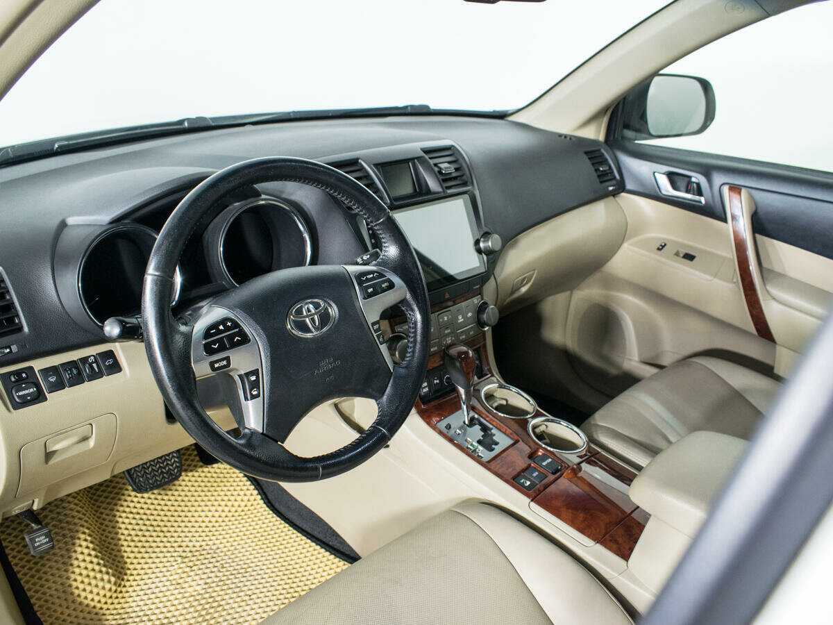 Toyota Highlander, 2012 Фото №11