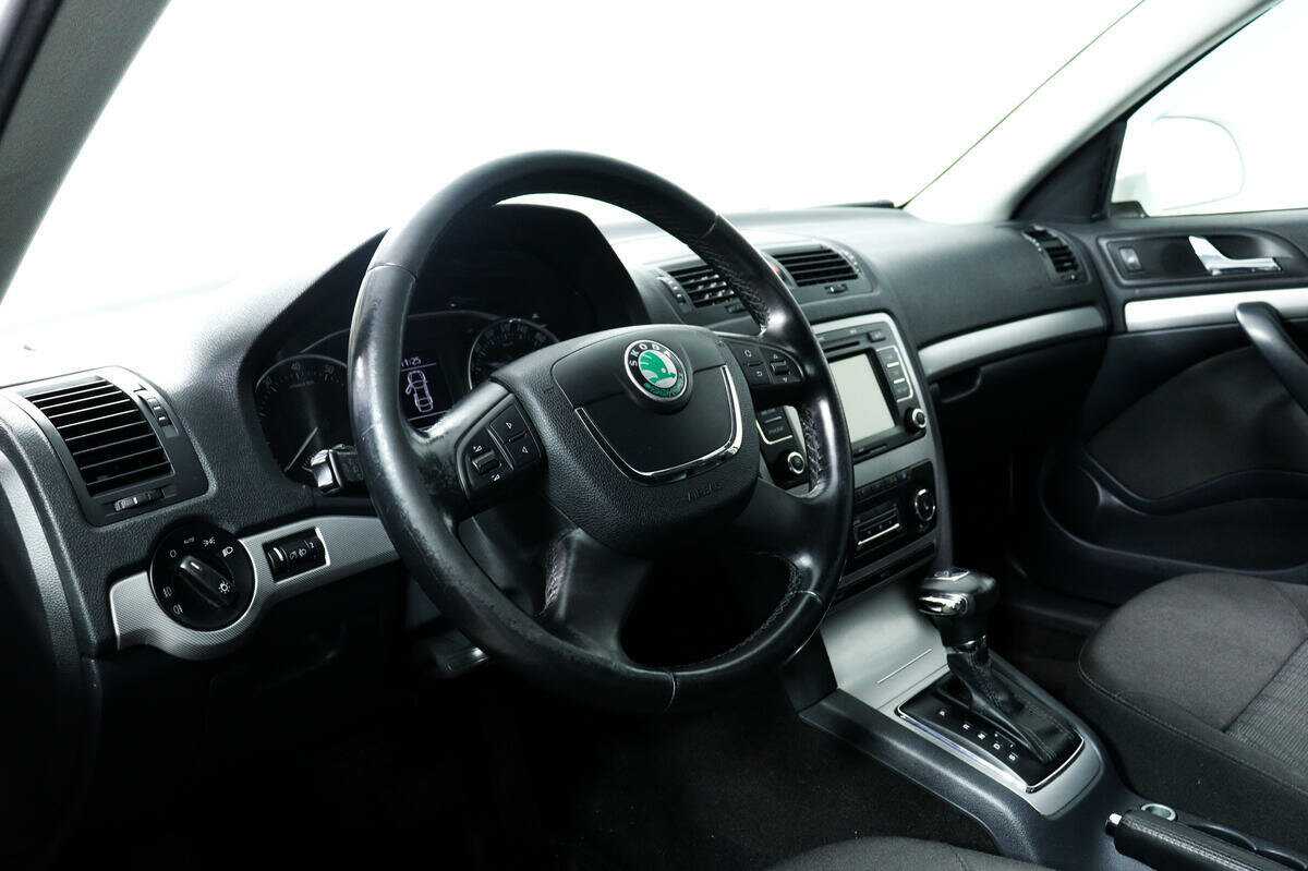 Skoda Octavia, 2012 Фото №12