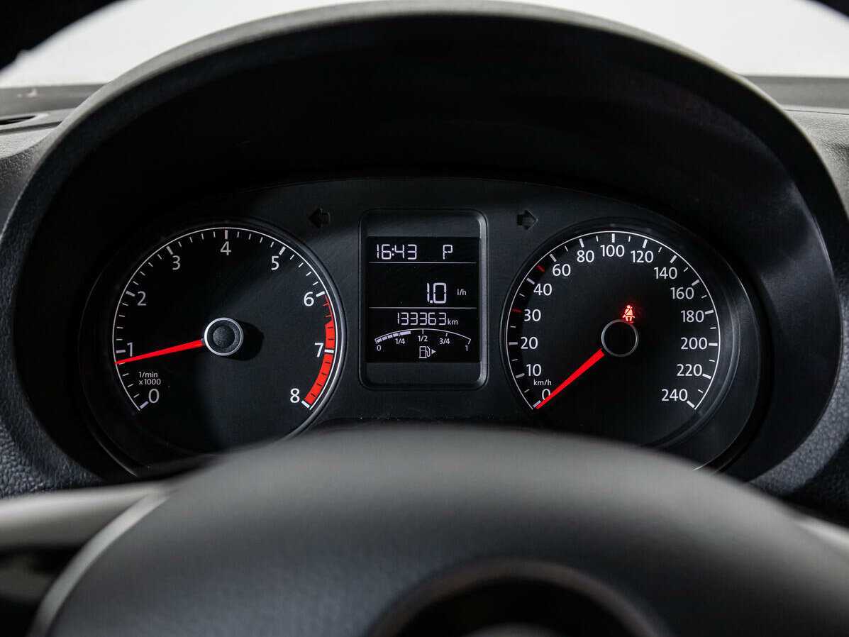 Volkswagen Polo, 2016 Фото №12