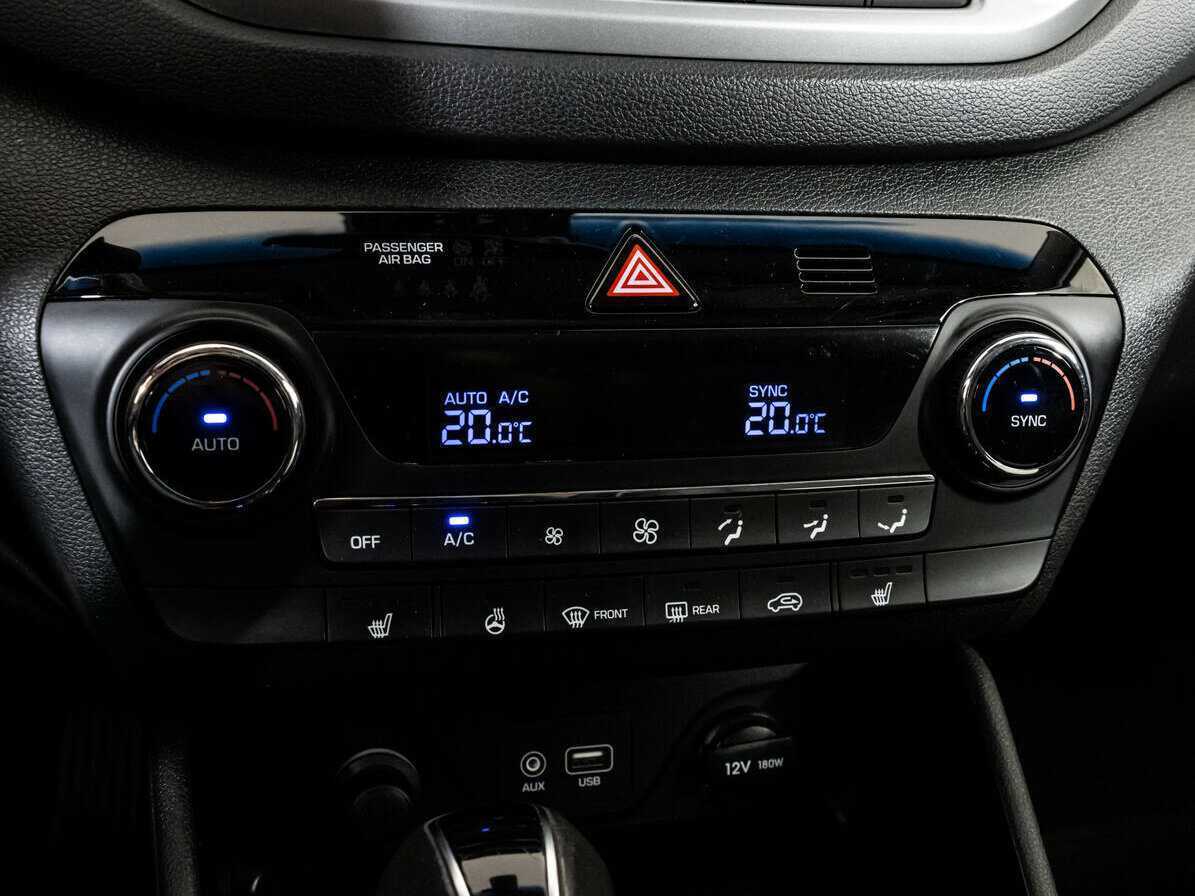 Hyundai Tucson, 2018 Фото №12