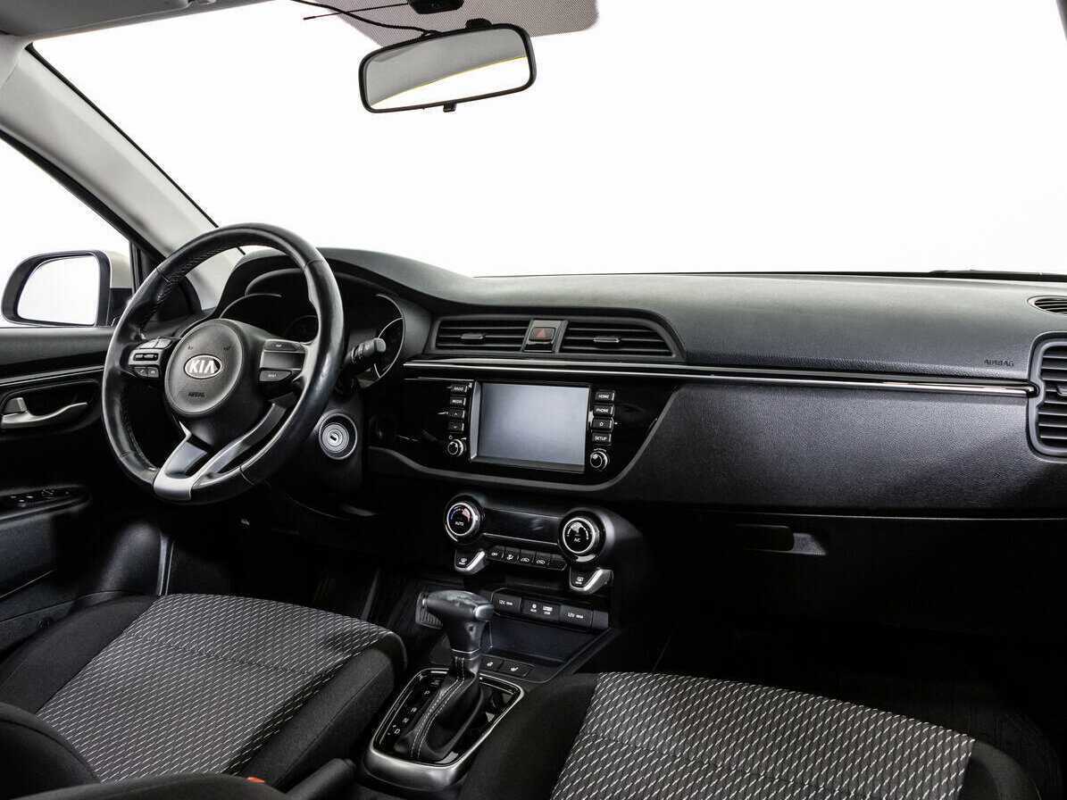 Kia Rio, 2018 Фото №9