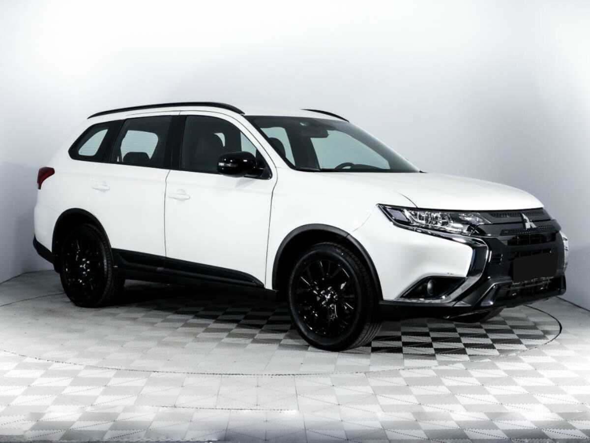 Mitsubishi Outlander, 2021 - 12 410 км. | Фото №3