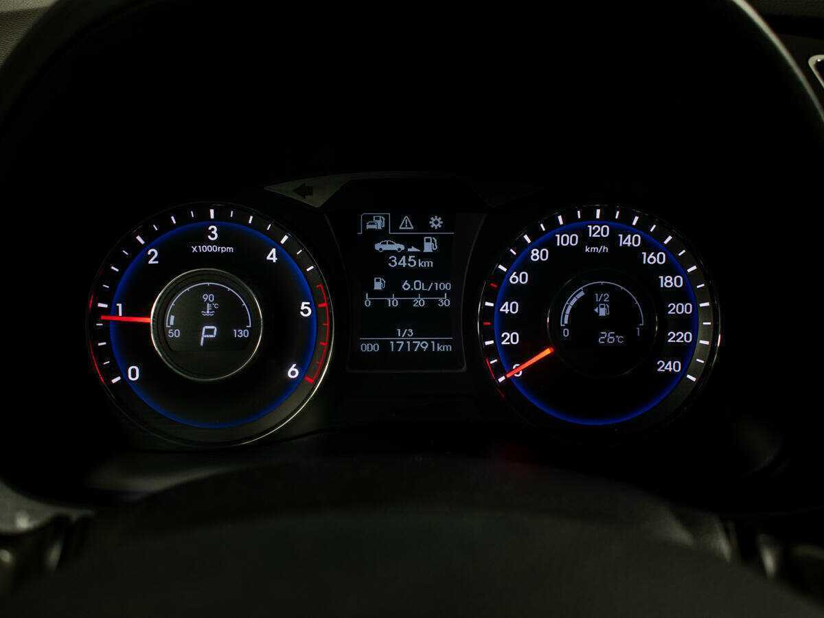 Hyundai i40, 2016 Фото №9