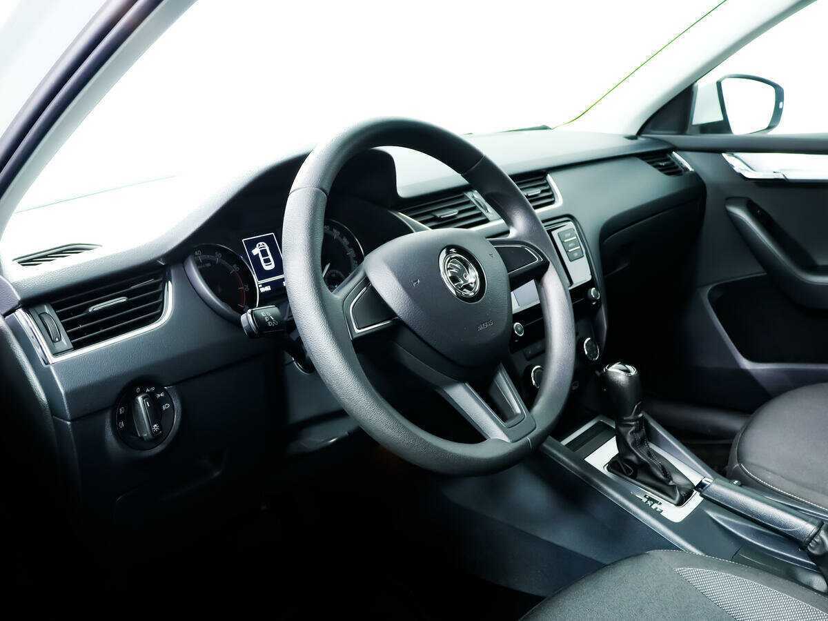 Skoda Octavia, 2018 Фото №12