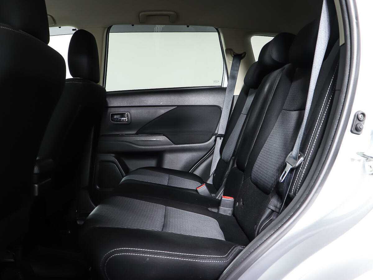 Mitsubishi Outlander, 2018 Фото №9
