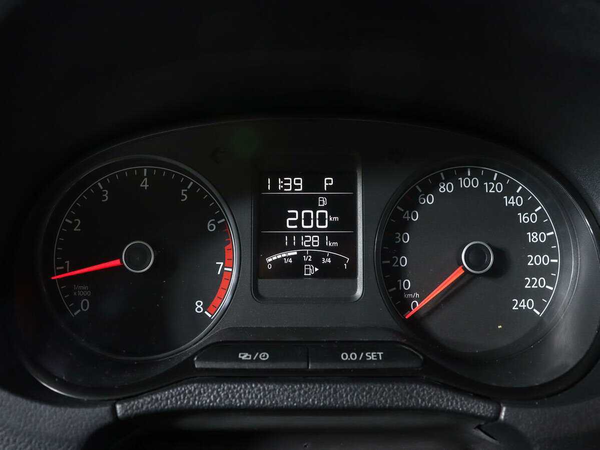 Volkswagen Polo, 2016 Фото №11