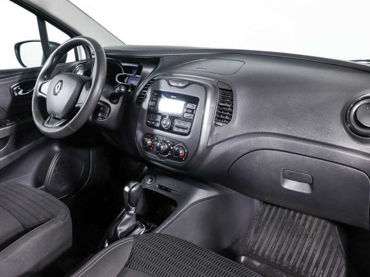 Renault Kaptur, 2018 - 97 000 км. | Фото №6