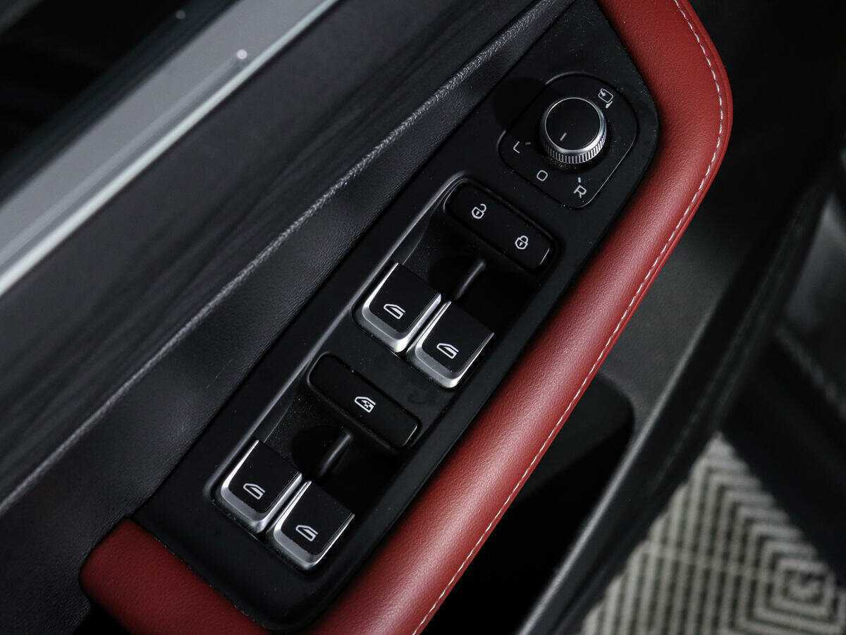 Geely Coolray, 2023 Фото №19