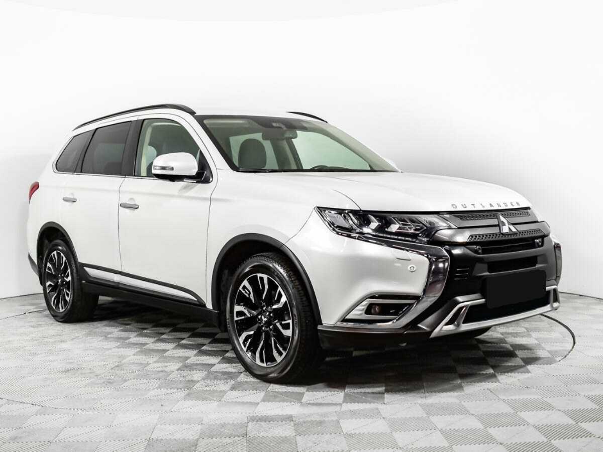 Mitsubishi Outlander, 2021 - 82 652 км. | Фото №3
