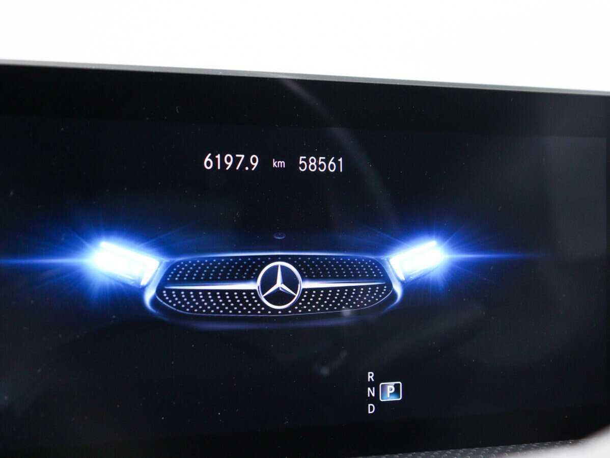 Mercedes-Benz A-Класс 220, 2019 Фото №11