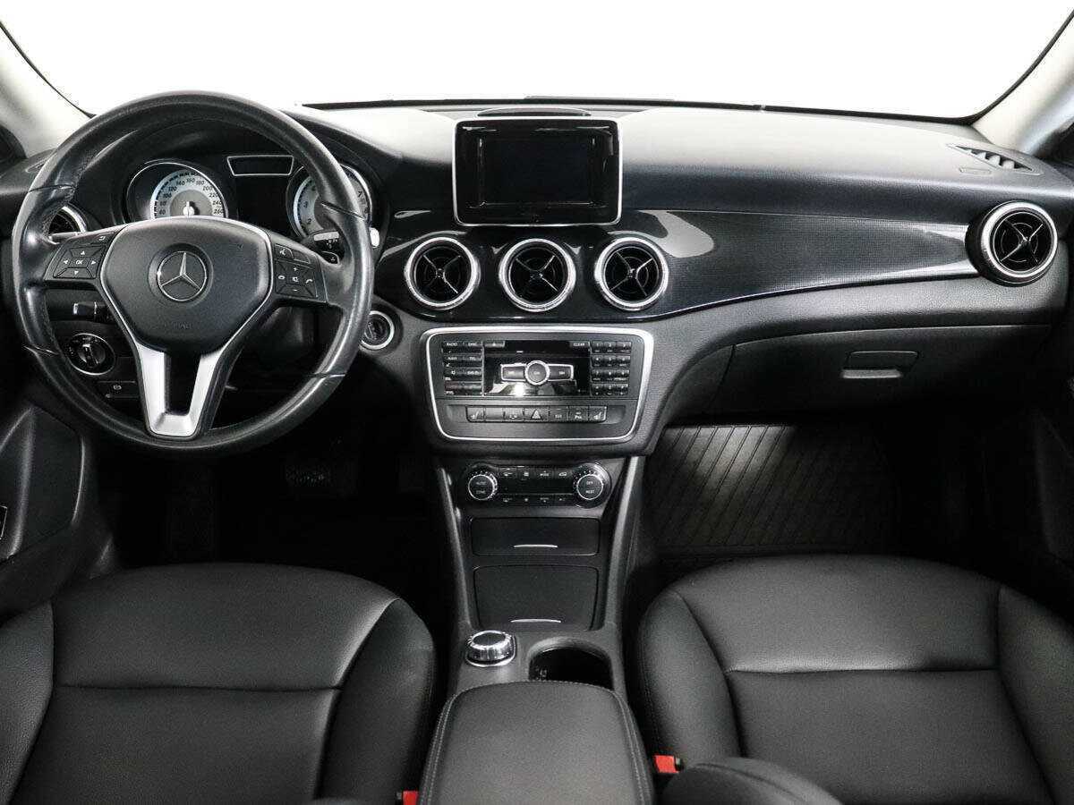 Mercedes-Benz CLA 200, 2014 Фото №11