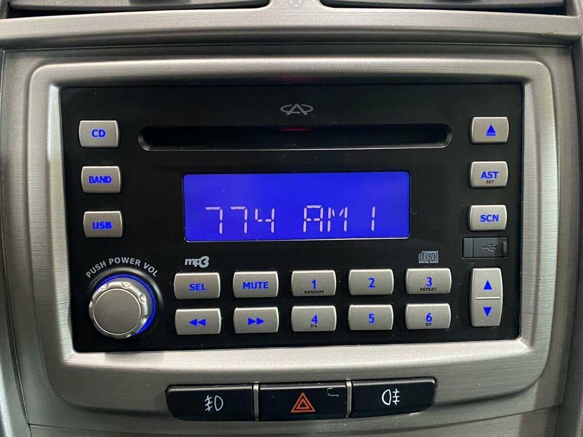 CHERY Tiggo (T11), 2013 Фото №14