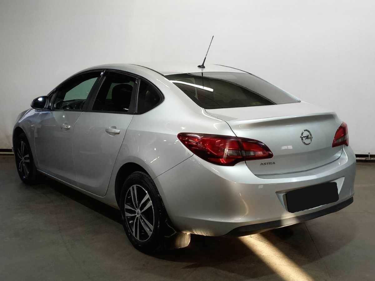 Opel Astra, 2012 - 181 509 км. | Фото №7