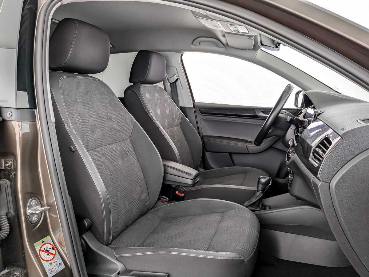 Volkswagen Polo, 2020 Фото №19