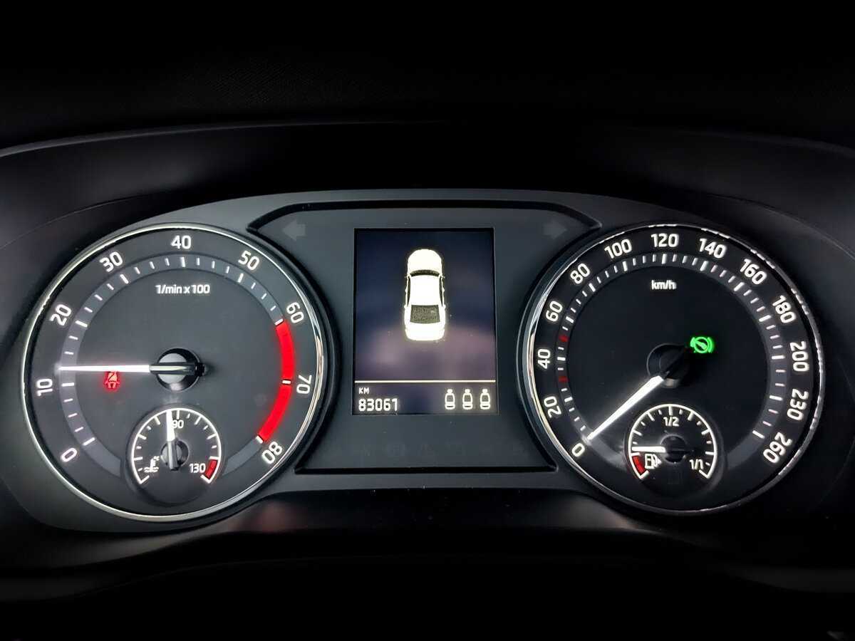 Skoda Octavia, 2021 Фото №11