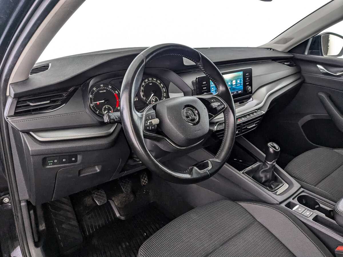 Skoda Octavia, 2021 Фото №11