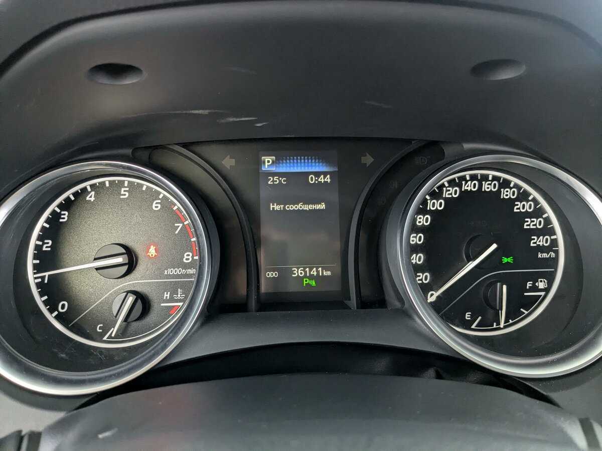 Toyota Camry, 2020 Фото №10