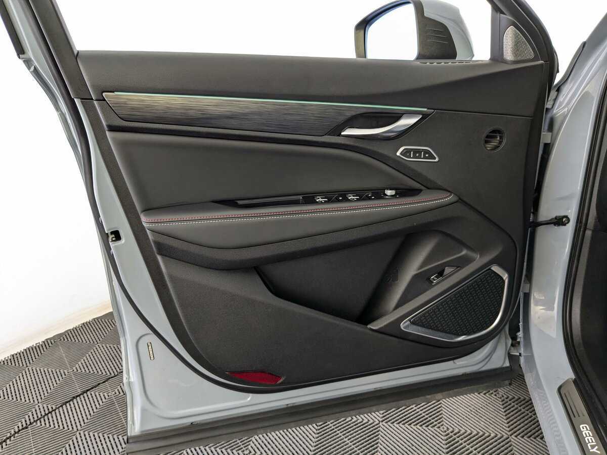 Geely Tugella, 2022 Фото №15
