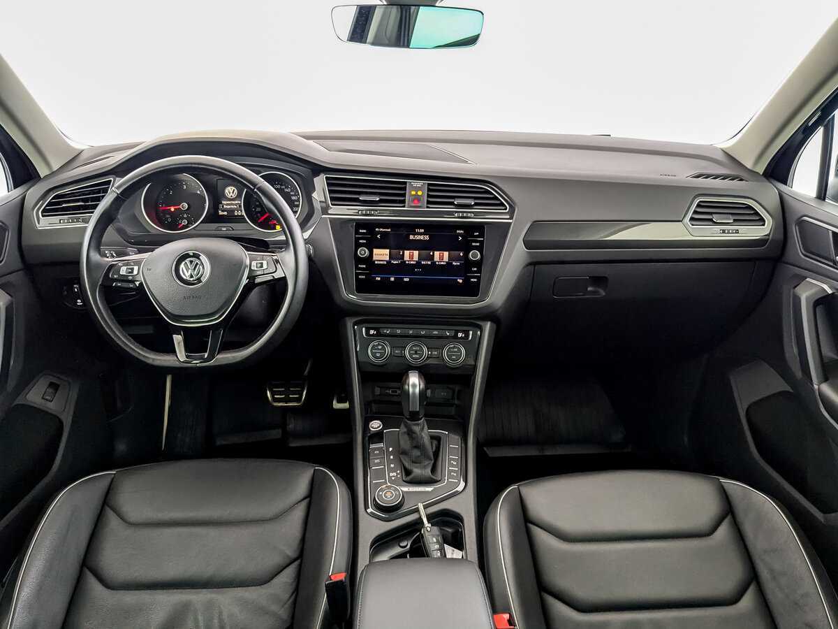 Volkswagen Tiguan, 2020 Фото №12