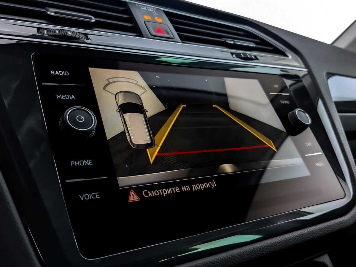 Volkswagen Tiguan, 2020 Фото №25