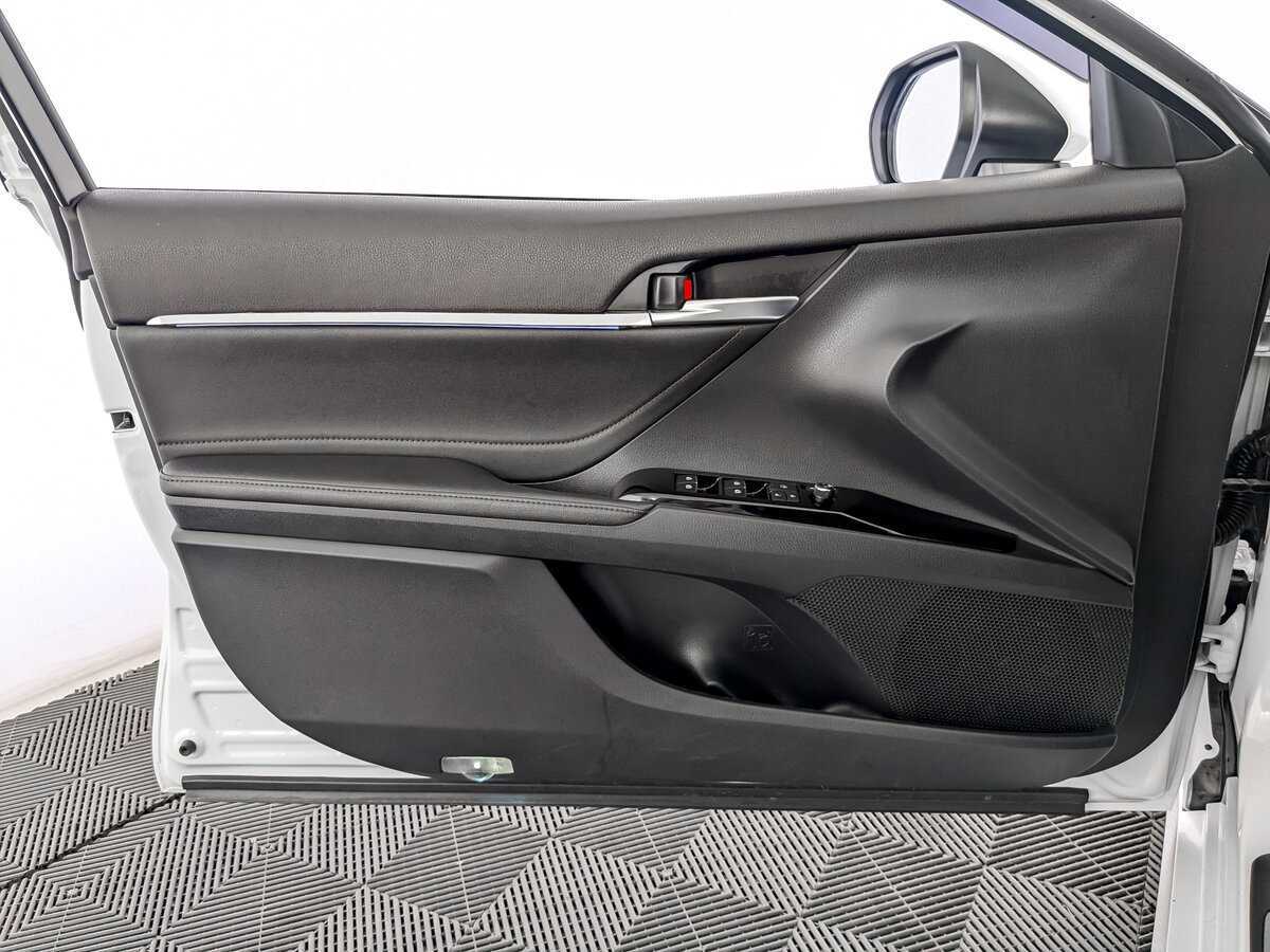 Toyota Camry, 2021 Фото №15