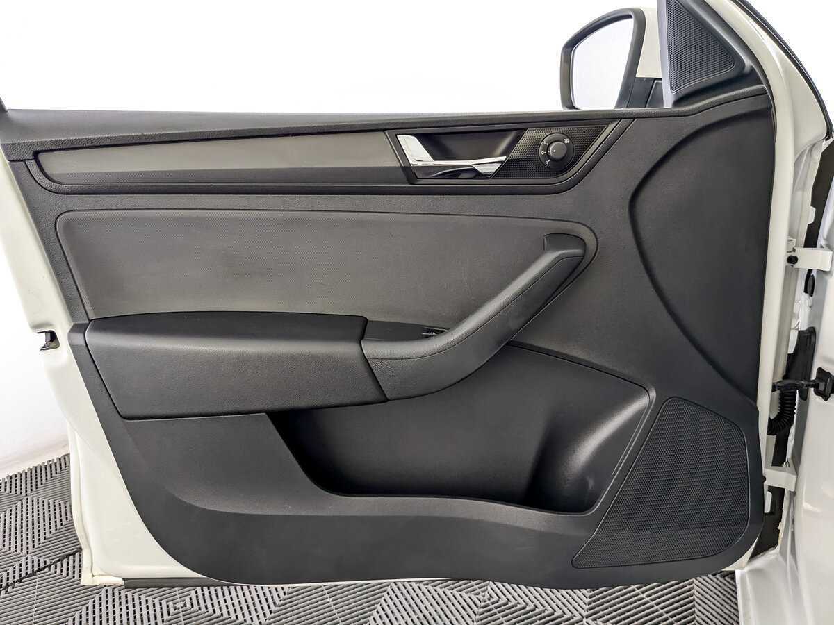 Skoda Rapid, 2019 Фото №14
