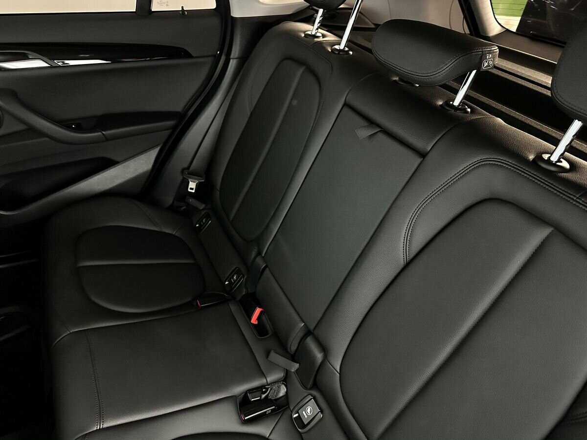 BMW X1 18i sDrive, 2020 Фото №9