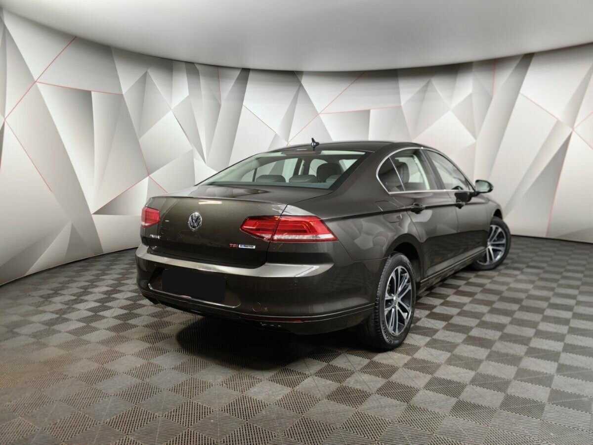 Volkswagen Passat, 2017 - 50 341 км. | Фото №2