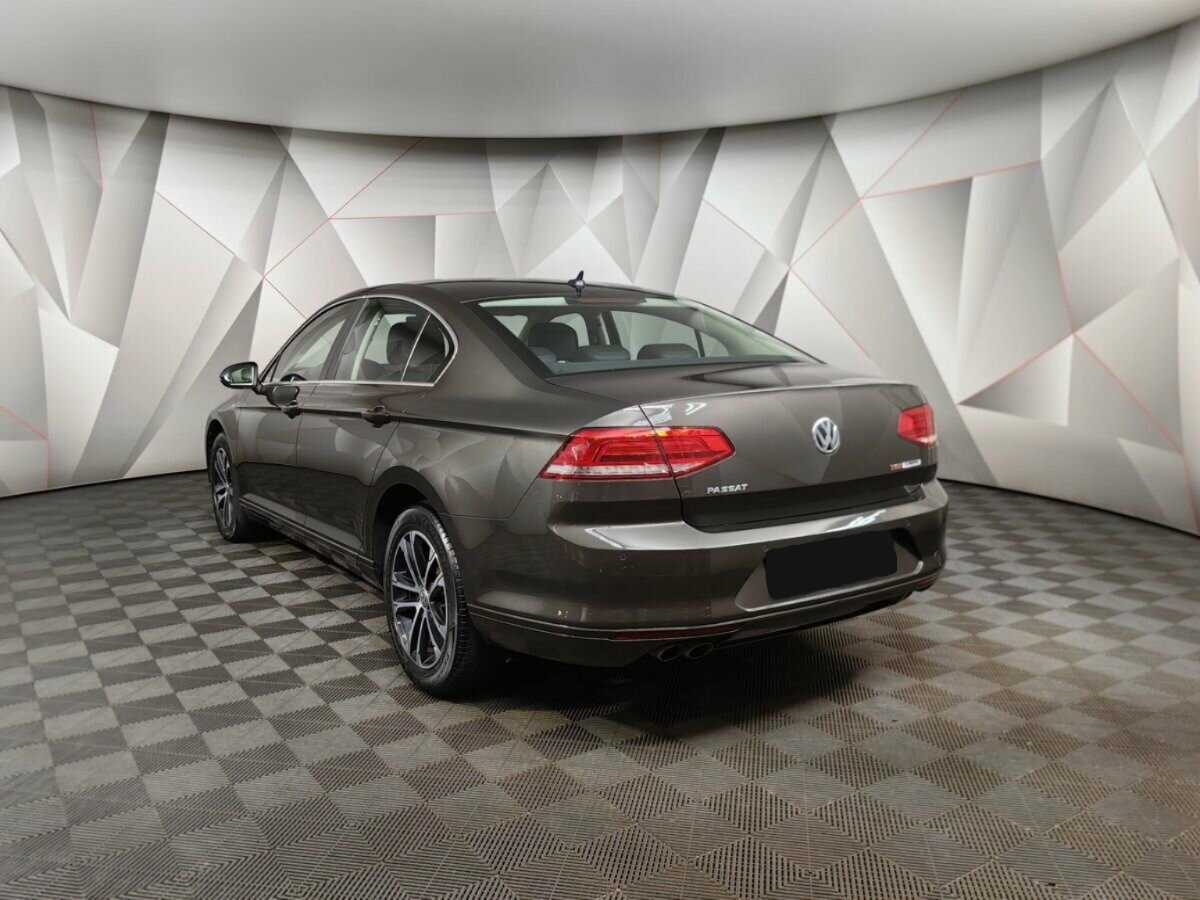 Volkswagen Passat, 2017 - 50 341 км. | Фото №4